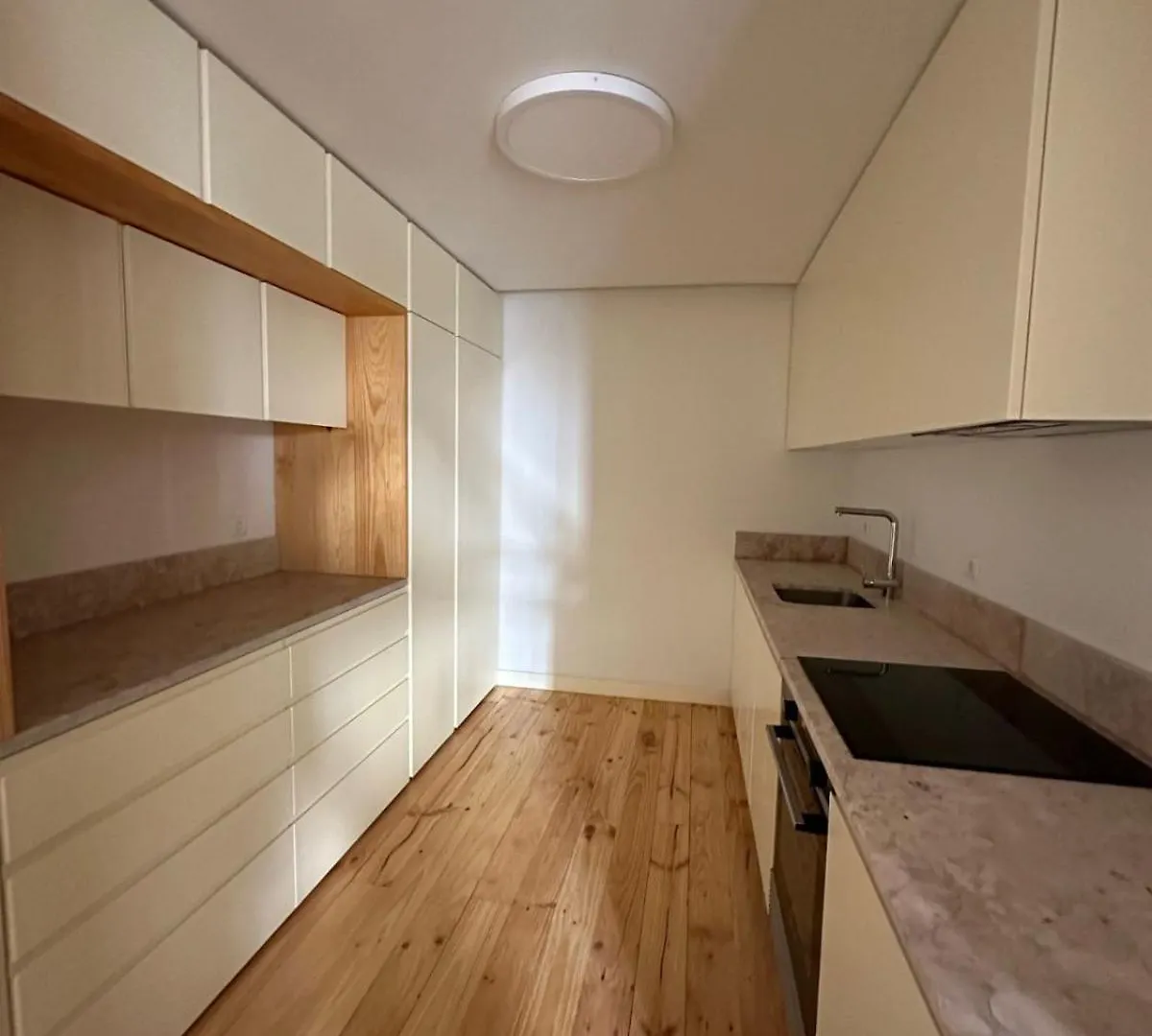 Δωμάτια σε οικογενειακή κατοικία Privade Room In Baixa With Private Bathroom Lisboa
