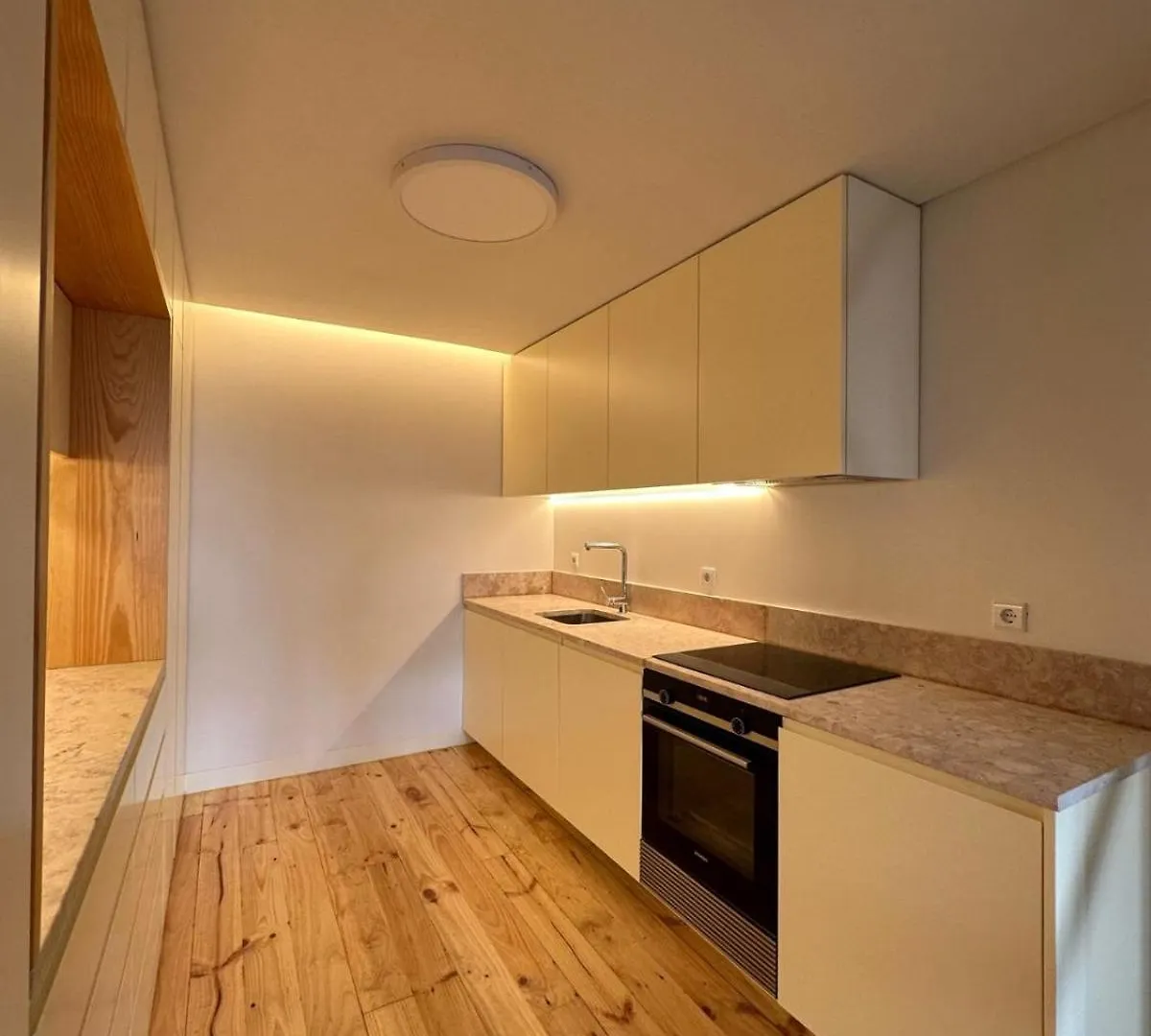 Privade Room In Baixa With Private Bathroom Lisboa منزل للإقامة