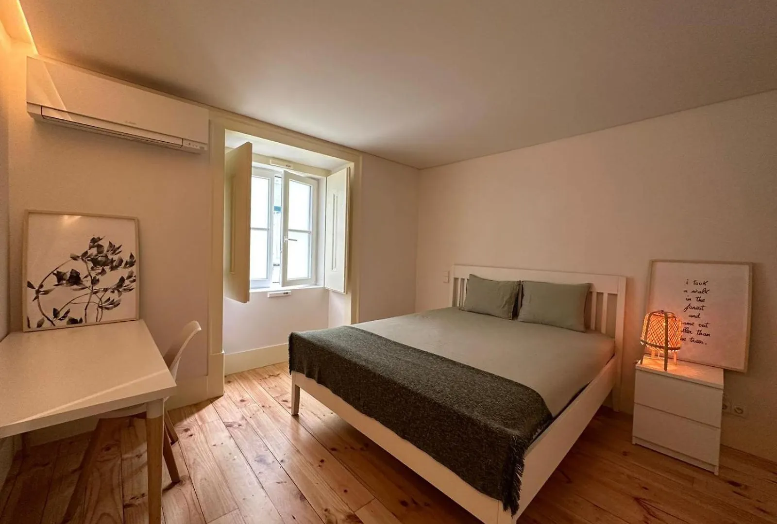 Privade Room In Baixa With Private Bathroom Lisboa 0*,  البرتغال